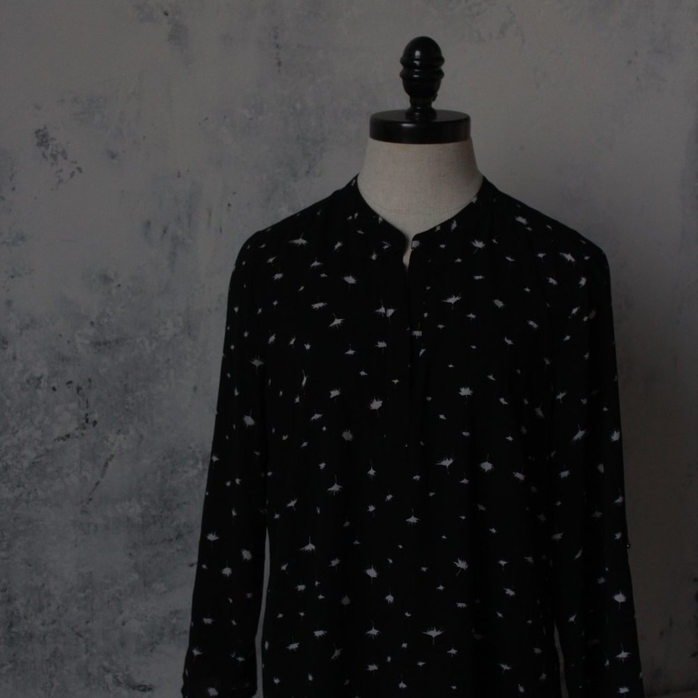 Nordstrom / Daniel Rainn printed blouse